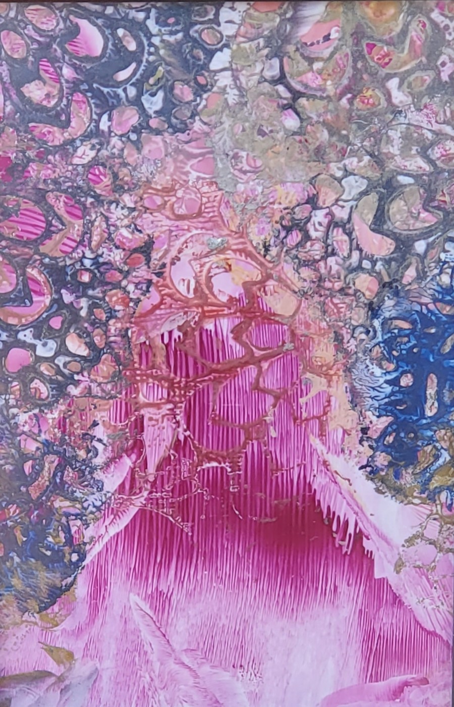 Marie Rose, Peinture encaustique sur papier sans acide, 4 x 6 pouces, Prince Edward Island, Canada, 2023, Sylvie Cayouette, Vendu